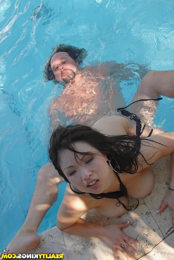 12P 12 pics and 1 movie of Alexiis from Milf Hunter