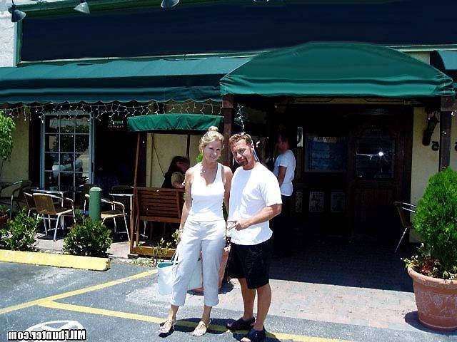 12P 12 pics and 1 movie of Susie from Milf Hunter