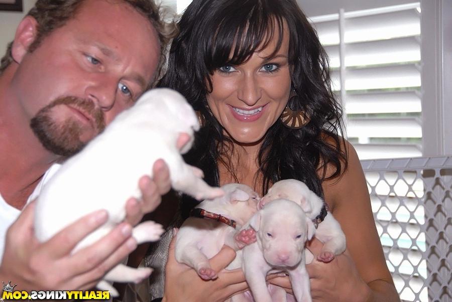 12P 12 pics and 1 movie of Mindi from Milf Hunter