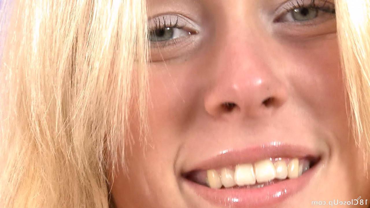 12P Abigail Rubs her Clit on our Camera and Cums