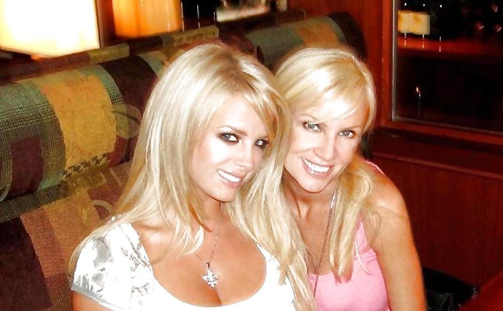 25P Who wins Mother and Daughter vs Twins?