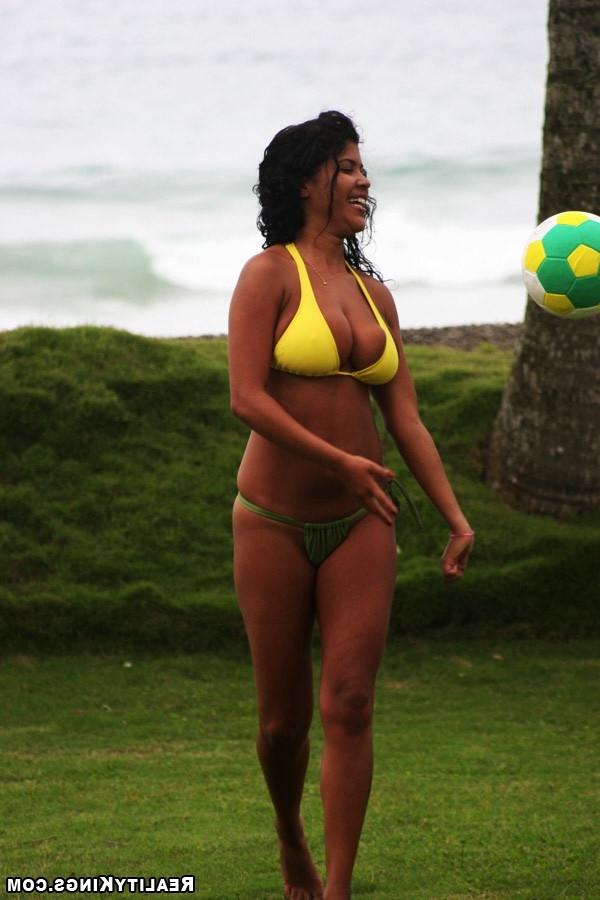 12P 12 pics and 1 movie of Lorina2 from Mike In Brazil