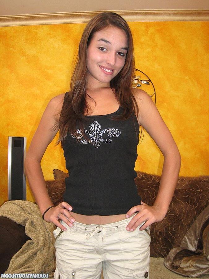 15P Sandy Sweet gives a footjob and blowjob in POV