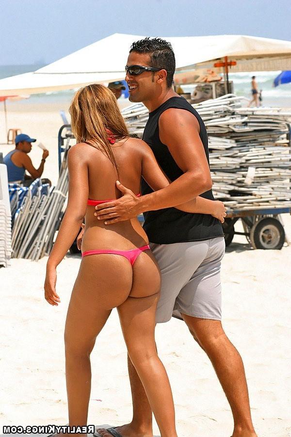 11P 12 pics and 1 movie of Karrol from Mike In Brazil