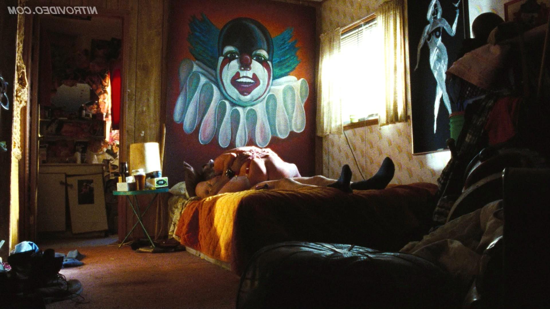 15P Busty Ginger Lynn Allen in The Devils Rejects