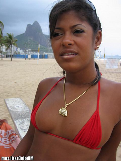 12P 12 pics and 1 movie of Sandy from Mike In Brazil