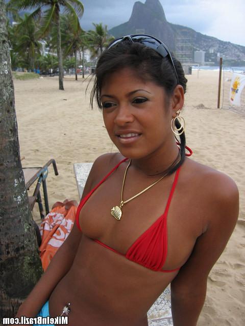 12P 12 pics and 1 movie of Sandy from Mike In Brazil