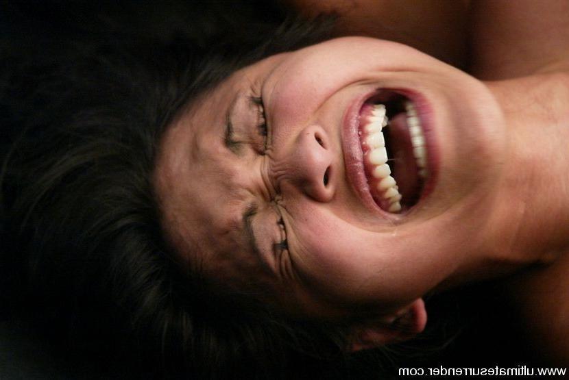 15P Brutal naked catfight to see who get to fuck and dominate the loser with strapon