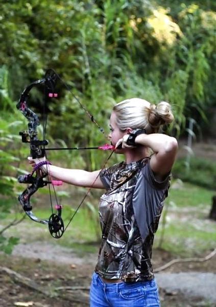 25P Archery girls. nude & non-nude 