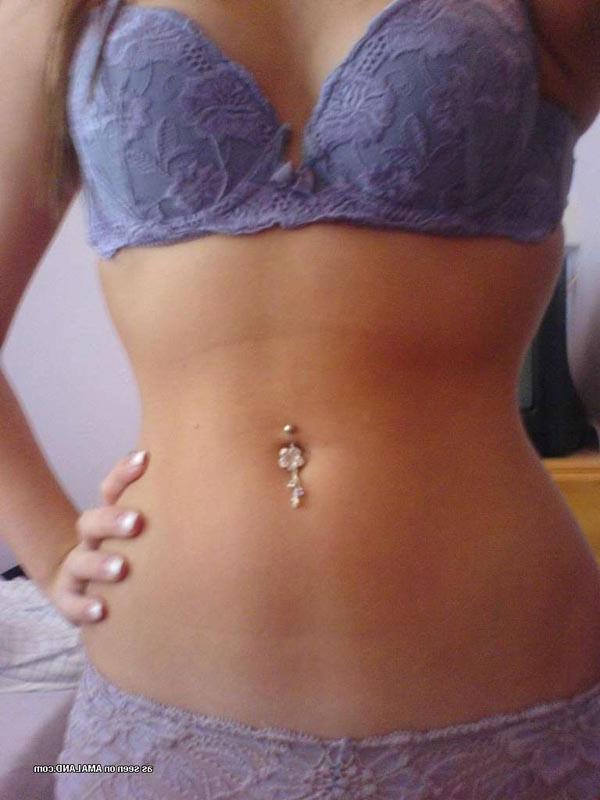 15P Hot brunette GF self shooting
