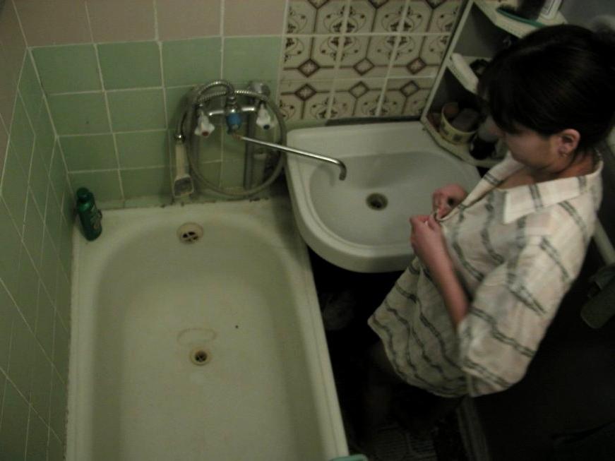 16P Unknowing sexy student filmed in the shower with a hidden camera