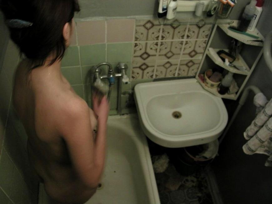 16P Unknowing sexy student filmed in the shower with a hidden camera