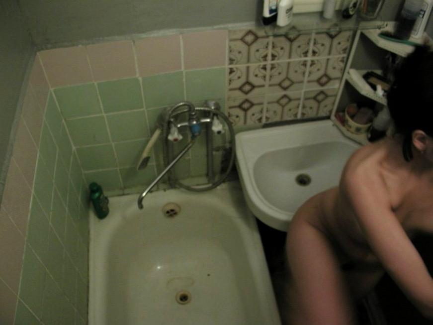 16P Unknowing sexy student filmed in the shower with a hidden camera
