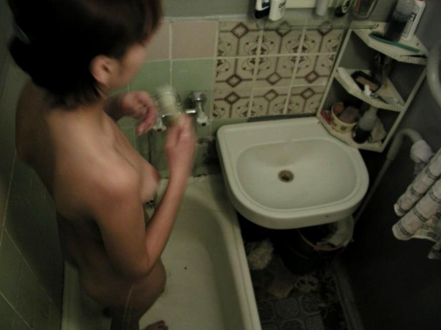 16P Unknowing sexy student filmed in the shower with a hidden camera