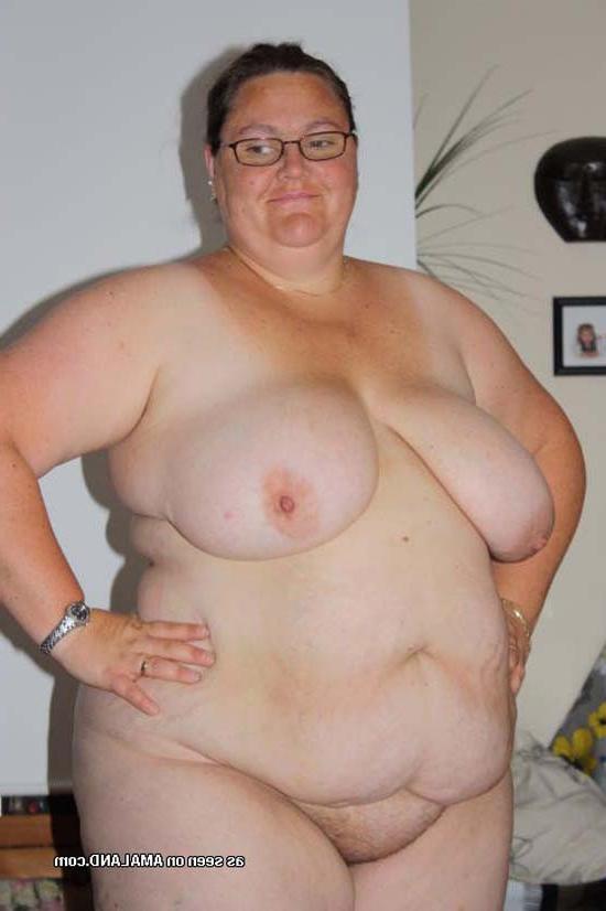 15P Huge BBW sluts show off their pussies and tits