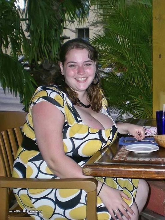 15P Huge BBW sluts show off their pussies and tits