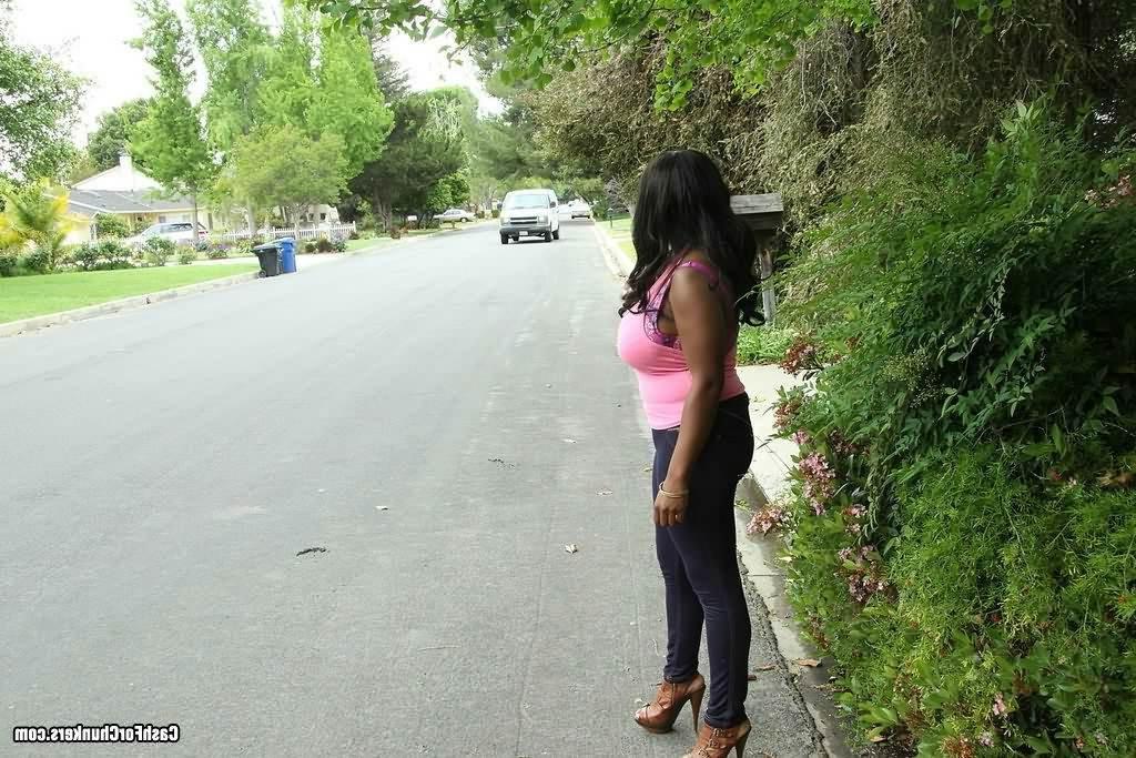 16P Fat bigtits ebony Alisha Madison stuffed by a white cock