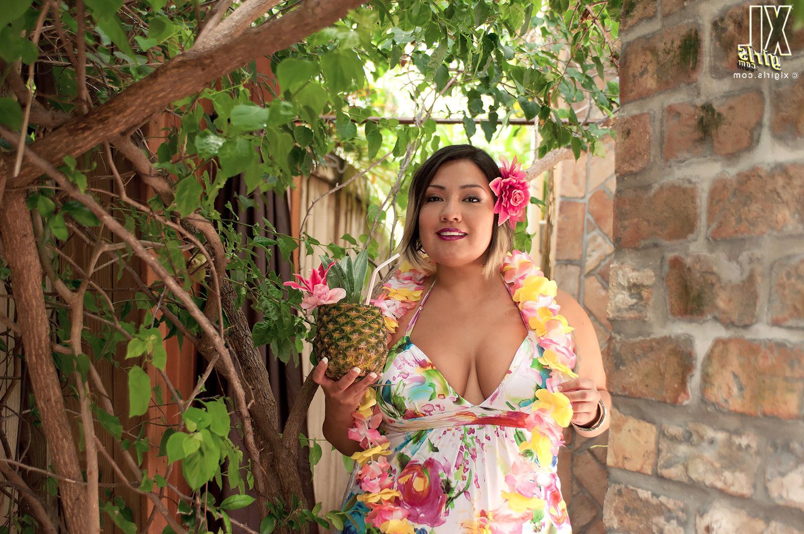 16P Tropic Of Tits