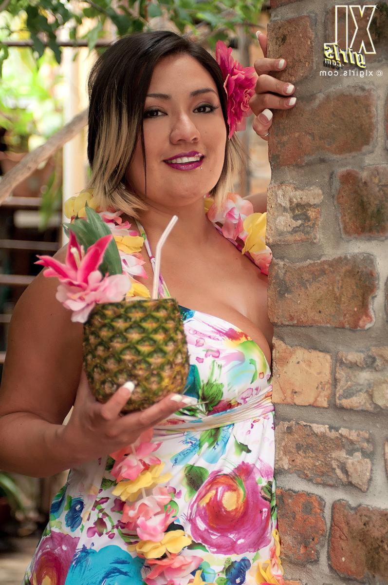16P Tropic Of Tits