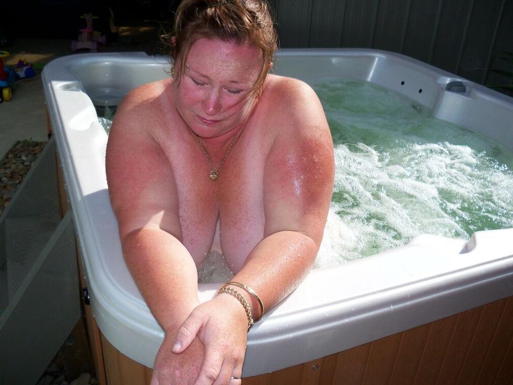 18P Bbw gfs posing for pictures and fucking 3