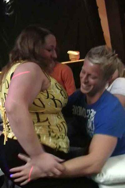 12P Hot BBW lets him fuck her and then he cums in her mouth so she can eat up his ji