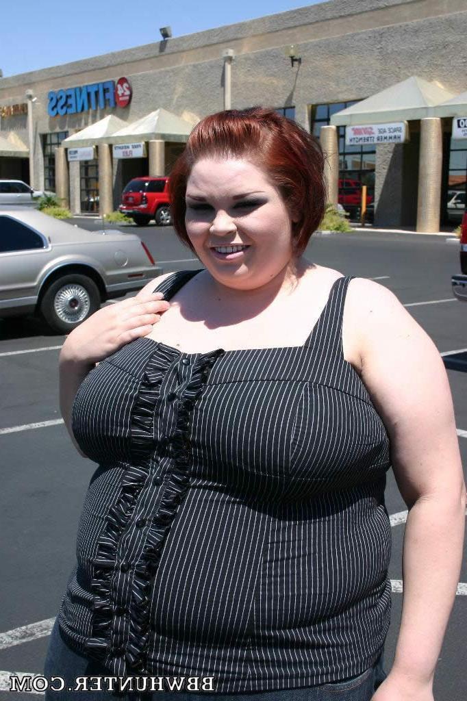 16P Fat Redhead Gets Her Pussy Filled With Black Cock