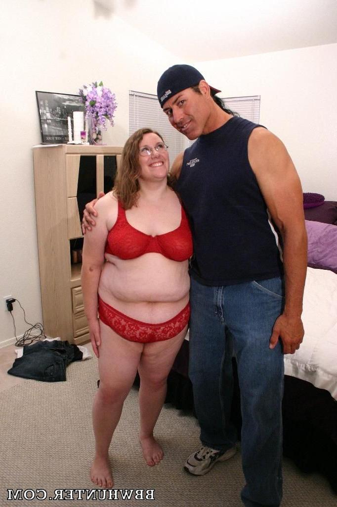 20P Teasing horny busty bbw suck and rides a hard cock in bed