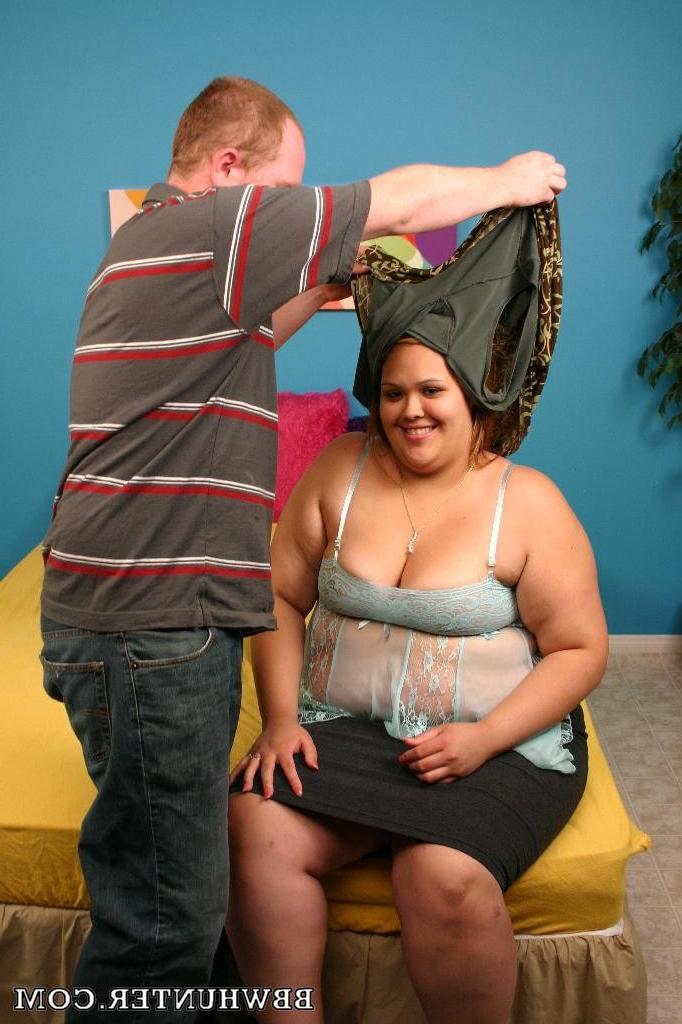 20P Horny bbw enjoys sucking and humping a hard cock in bed