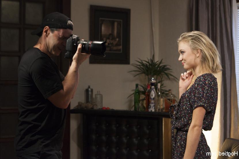 15P The Naive Model and the Creepy Photographer