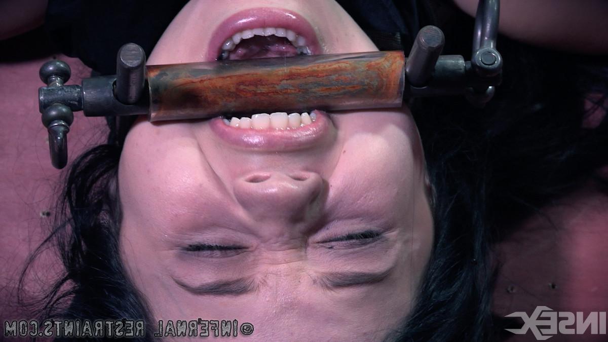 15P Face down and ass up, her pussy and ass are exposed to a brutal flogging and a h