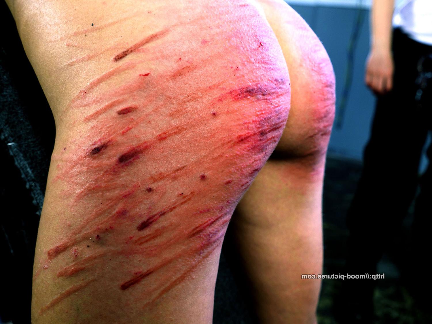 16P Public corporal punishment and amateur spanking 