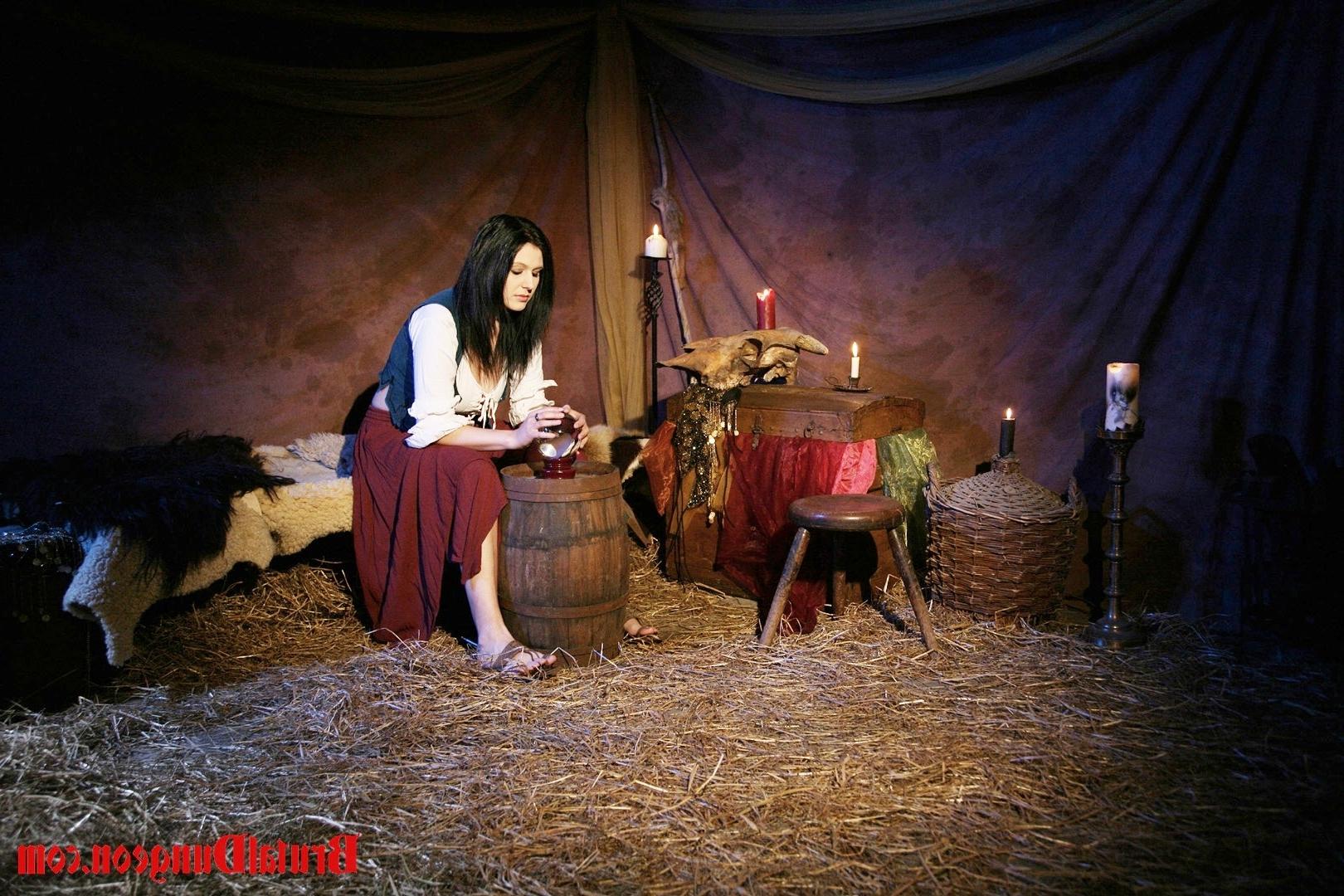 15P Gypsy a sexy brunette fortune teller will endure imprisonment BD