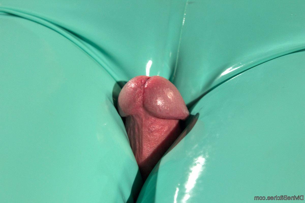 24P DIVINE BITCHES  the finest FemDom site on the web  where women are ALWAYS on top