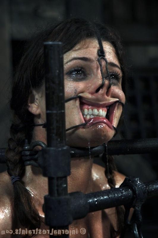 16P Cici Rhodes looks pretty in pigtails. She'll look even better in tears. She let