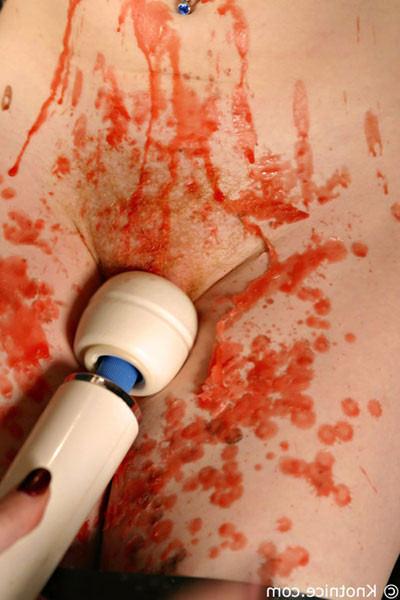 15P Femdom drenches redhead in wax then vibes her clit