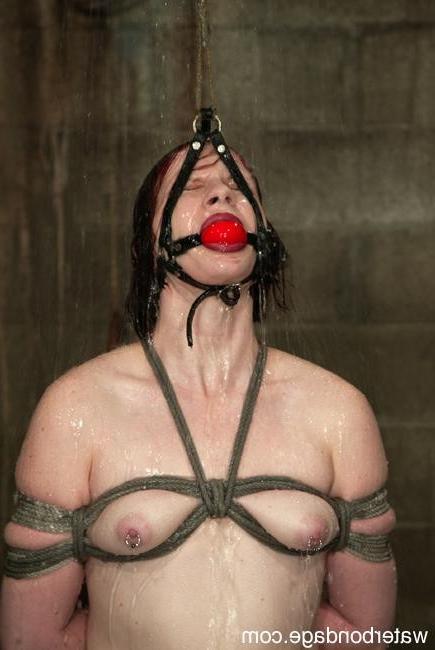 15P buckets on her nips and clit