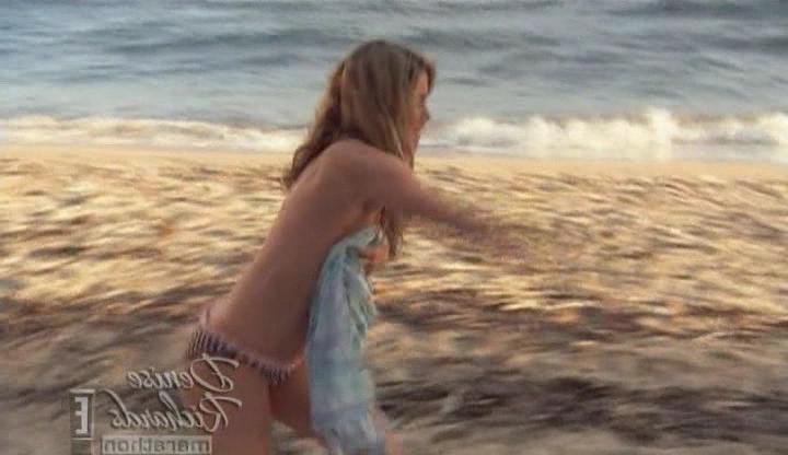 16P Denise Richards nude beach babe paparazzi