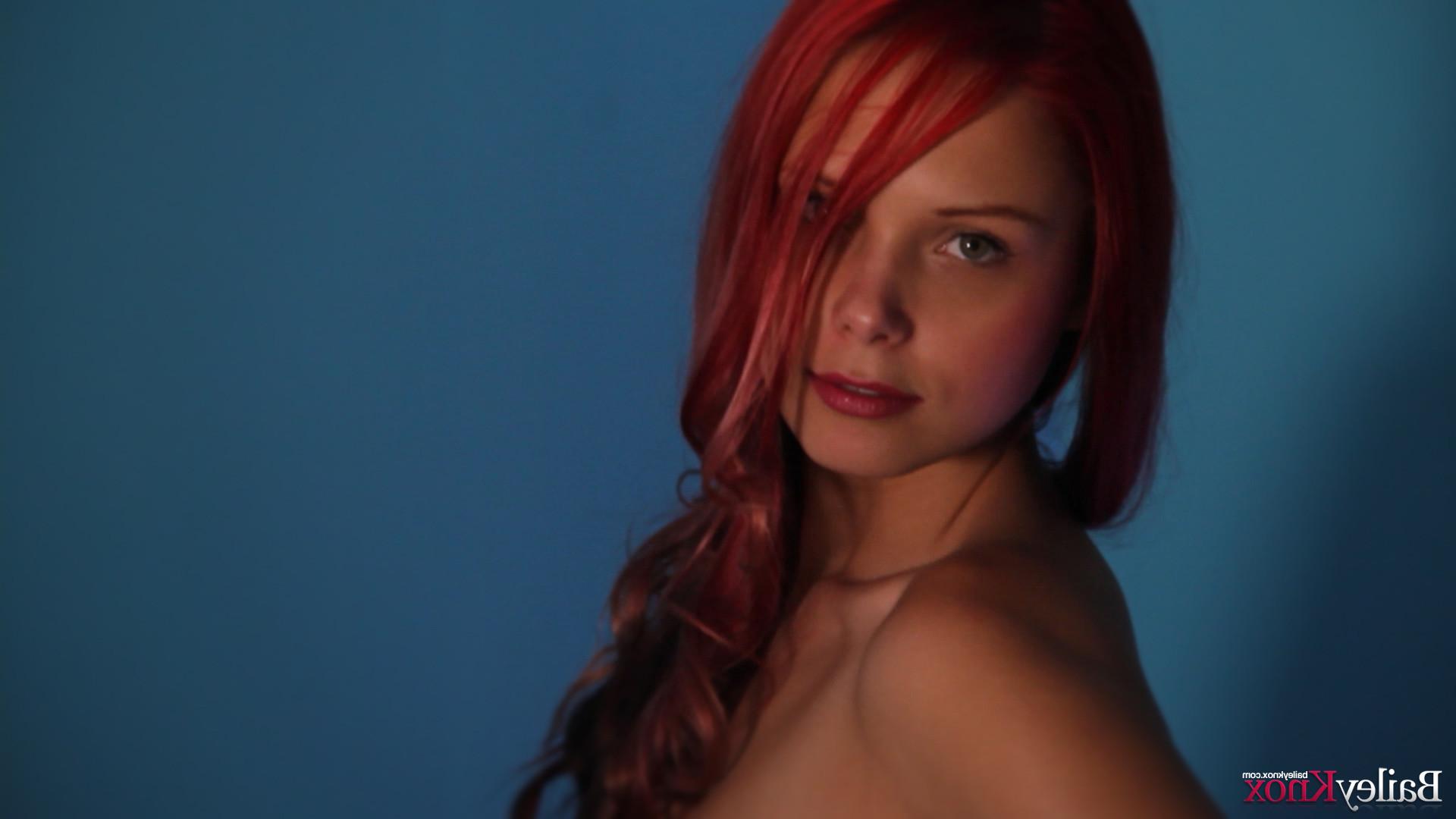16P Bailey Knox poses like a Jessica from Roger Rabbit film