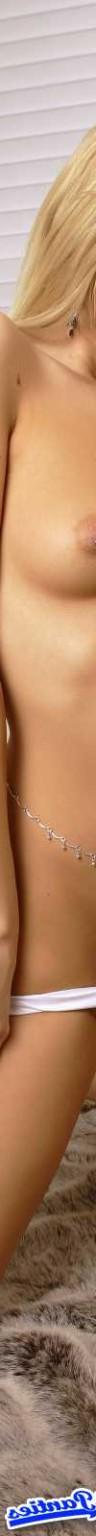 18P Ashlee wearing heart bottom panties and they are sheer some nice lose up shots i