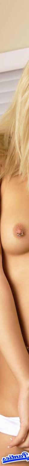 18P Ashlee wearing heart bottom panties and they are sheer some nice lose up shots i
