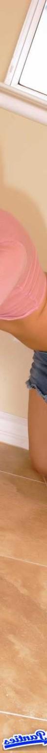 18P Daisy rose thong up skirt 