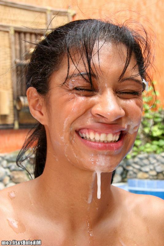 12P 12 pics and 1 movie of Emanuelle from Mike In Brazil