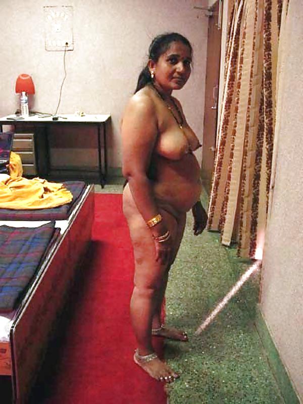25P INDIAN MOTHER DAUGHTER