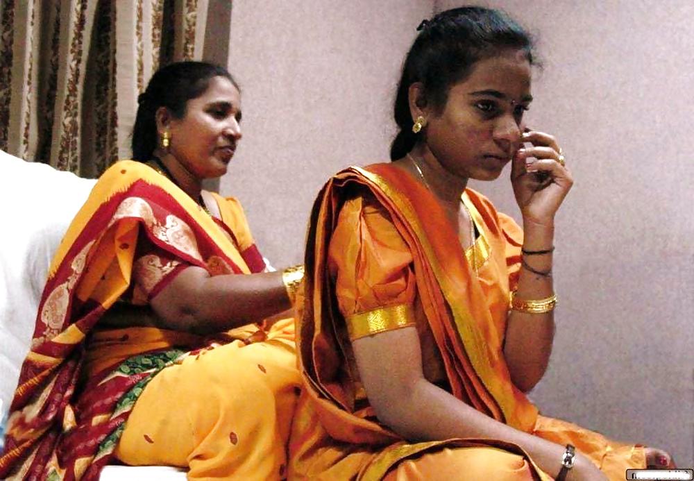 25P INDIAN MOTHER DAUGHTER