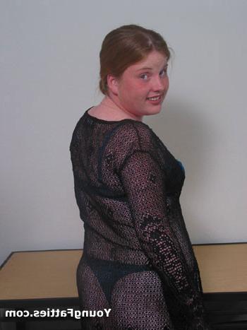 15P Sweet fat teen girl posing