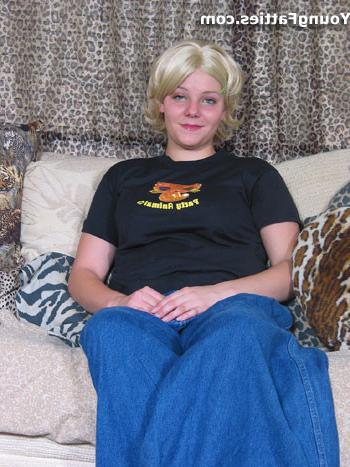 15P Cute blonde chubby teen posing