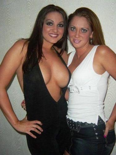 18P Various voluptuous breasts displayed