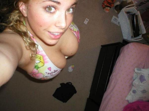18P Various voluptuous breasts displayed