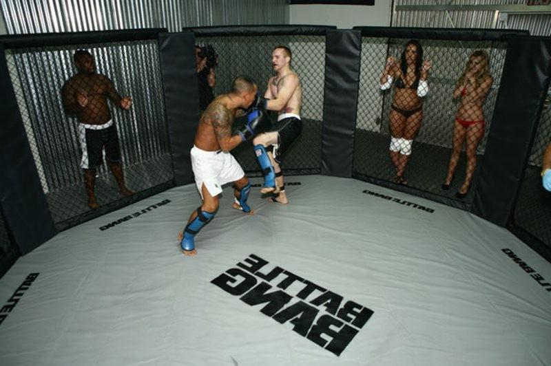 12P Lexi Belle and Kelly Divine naked in a mma ring