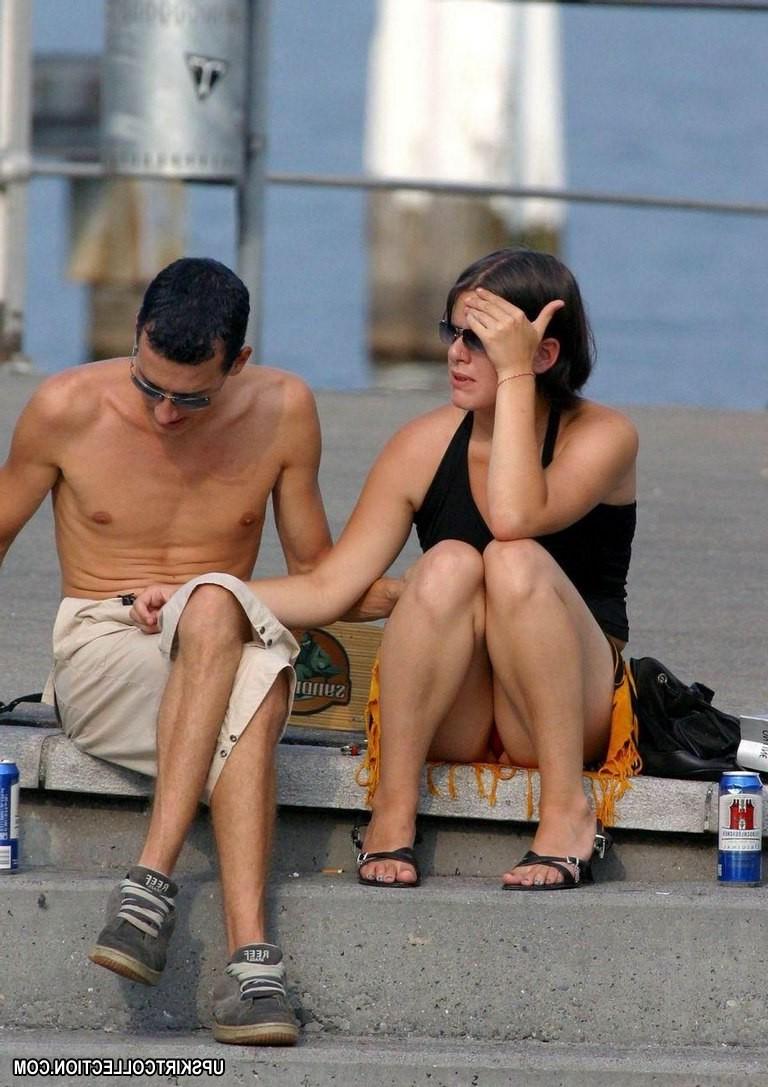15P Hidden upskirt pictures with amateur butts in panty and nude